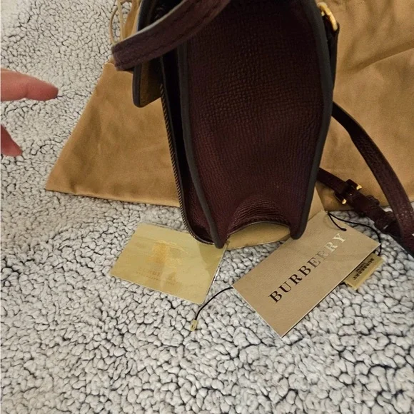 Burberry Small Macken Crimson Bag - Picture 8 of 16